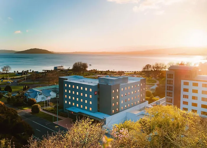 Hotel Ibis 3*