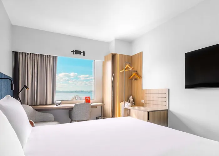 Ibis Hotel
