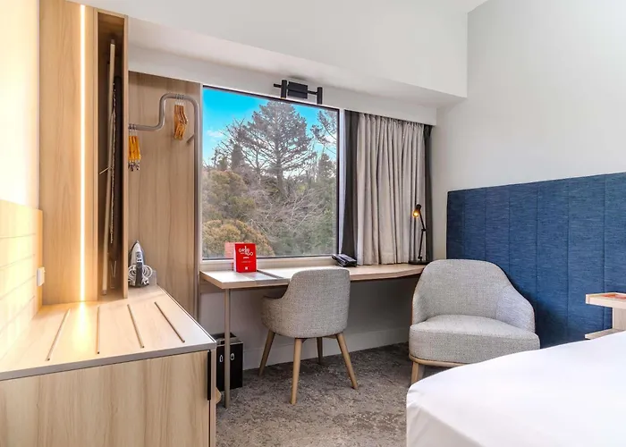Ibis Hotel 3*
